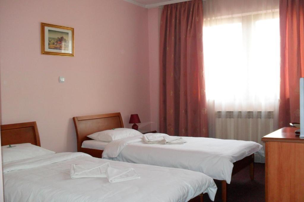 Hotel Vila Sunce สตราลาปาโฮวา ห้อง รูปภาพ